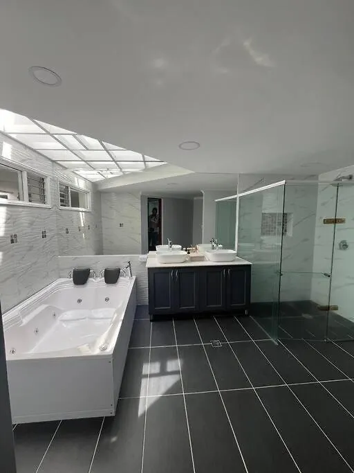 Casa De Lujo Con Jacuzzi Y Desayuno Incluido Apartment Envigado
