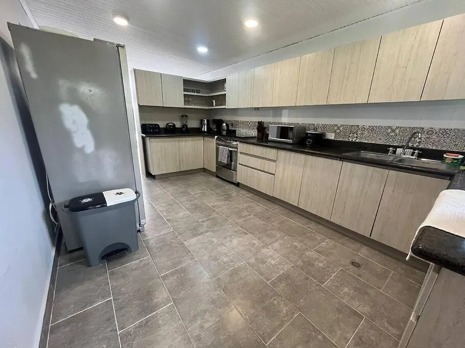 Casa De Lujo Con Jacuzzi Y Desayuno Incluido Apartment Envigado